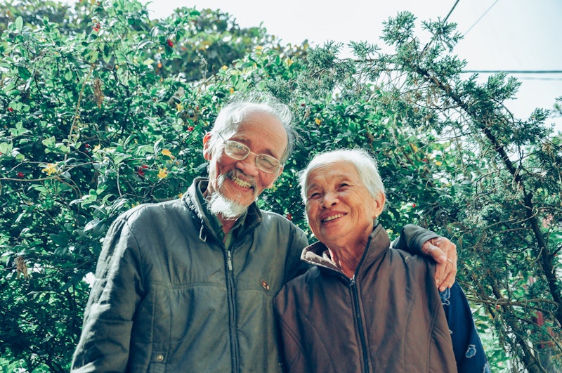 Senior men healthcare discussion, support resources for elderly men in Texas and Oklahoma.